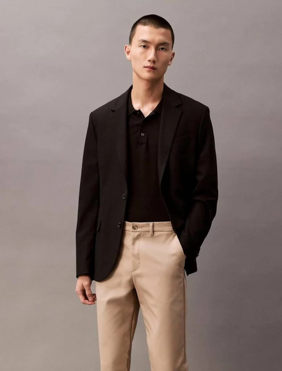 Calvin Klein Men's Modern Stretch Chino Pants - Wrinkle Resistant Comfort Fit Casual Trousers