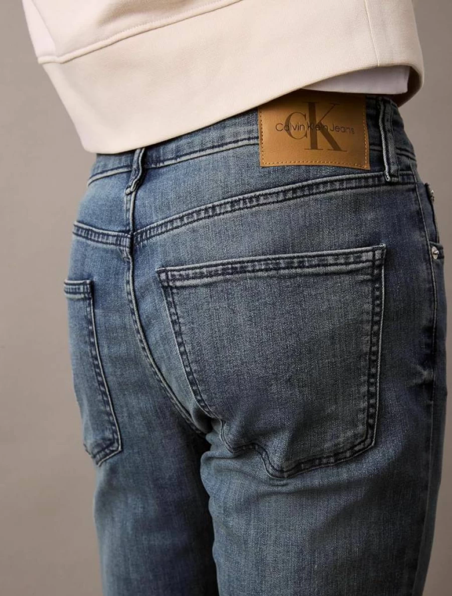 Calvin Klein Men's Slim Fit Stretch Denim Jeans for Comfort and Style