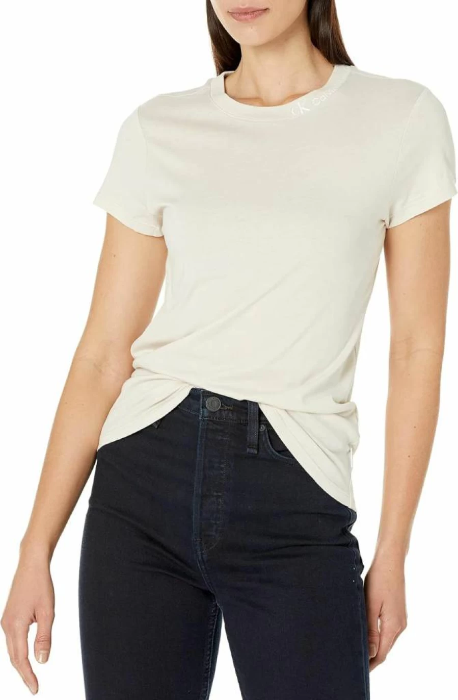 Calvin Klein Women's Minimalist Logo Short Sleeve T-Shirt - Classic Casual Cotton Tee